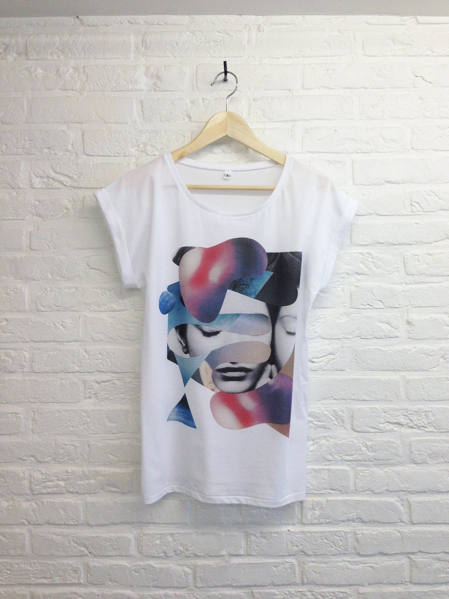 TH Gallery - Cocoon - Femme-T shirt-Atelier Amelot