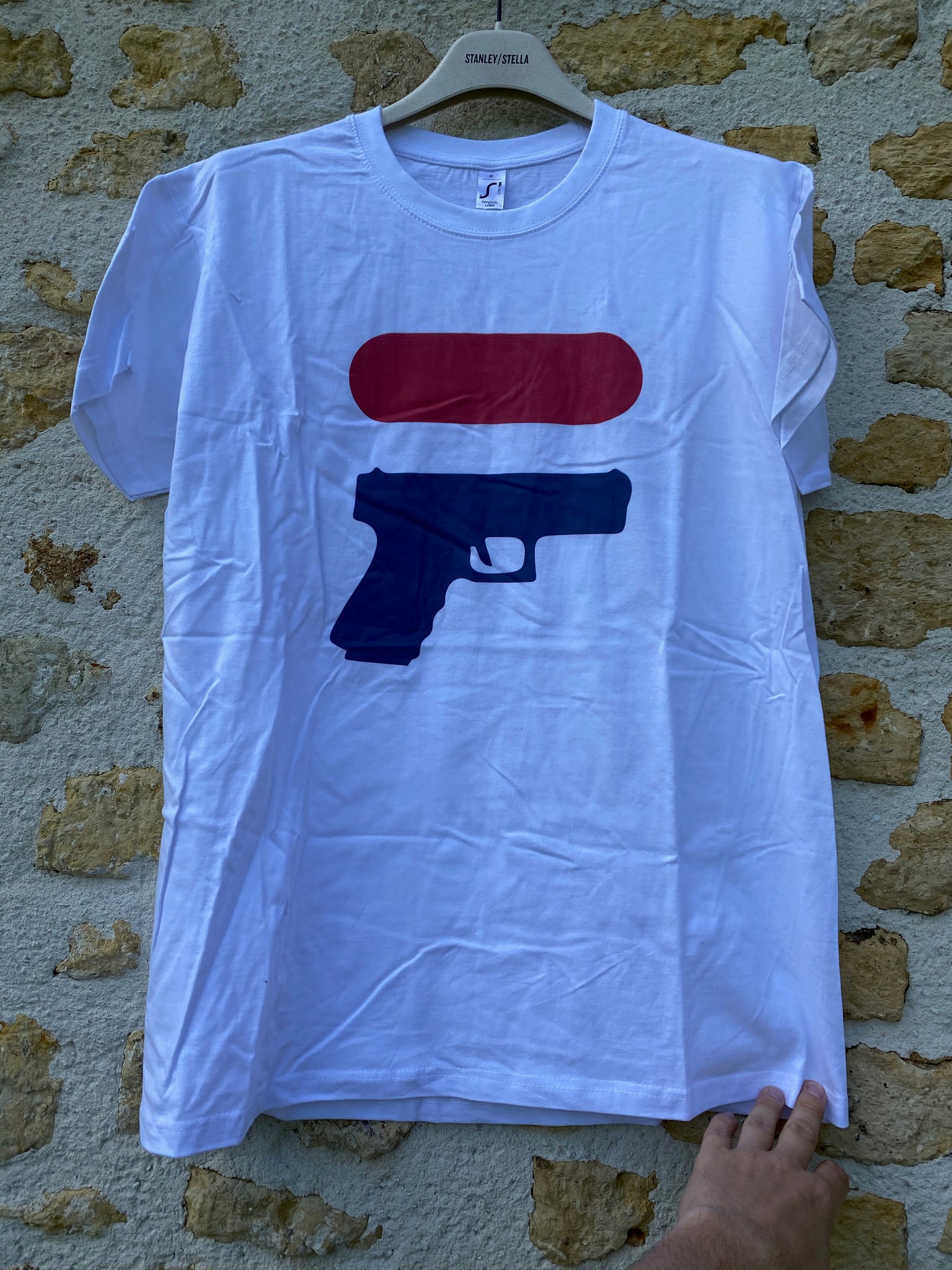 T shirt F Gun